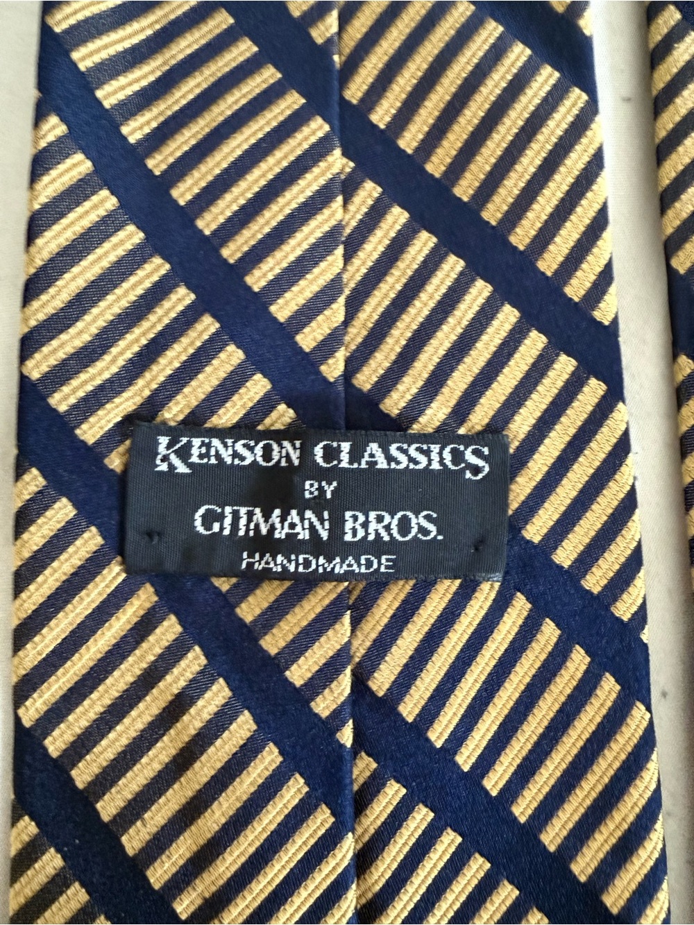 Vintage Kenson Classics by Citman Bros Handmade Silk Navy Gold Tie - Picture 3 of 6